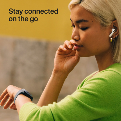 Apple Watch SE 3 with Sport Band 2025 Light